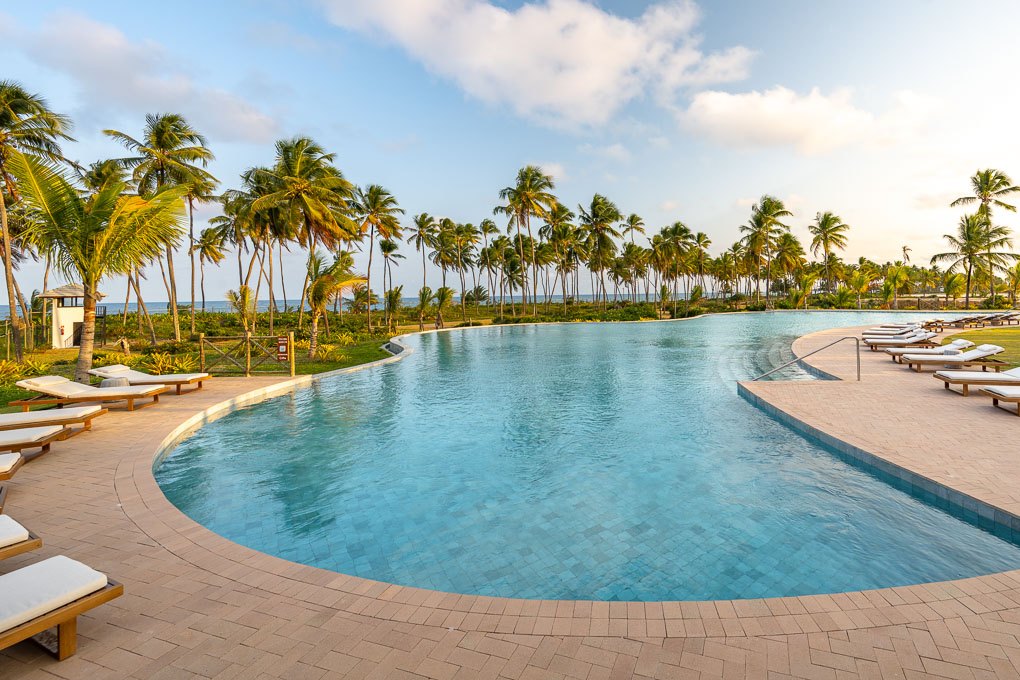 Piscina do Condomínio Praia do Castelo, empreendimento do Grupo Enseada Realty (2022)