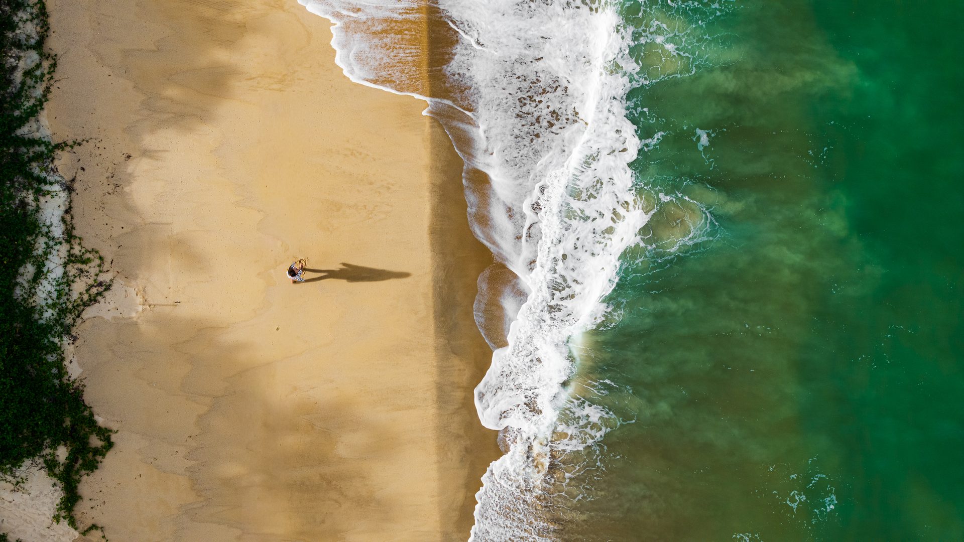 Praia quase deserta em Taípe, Trancoso