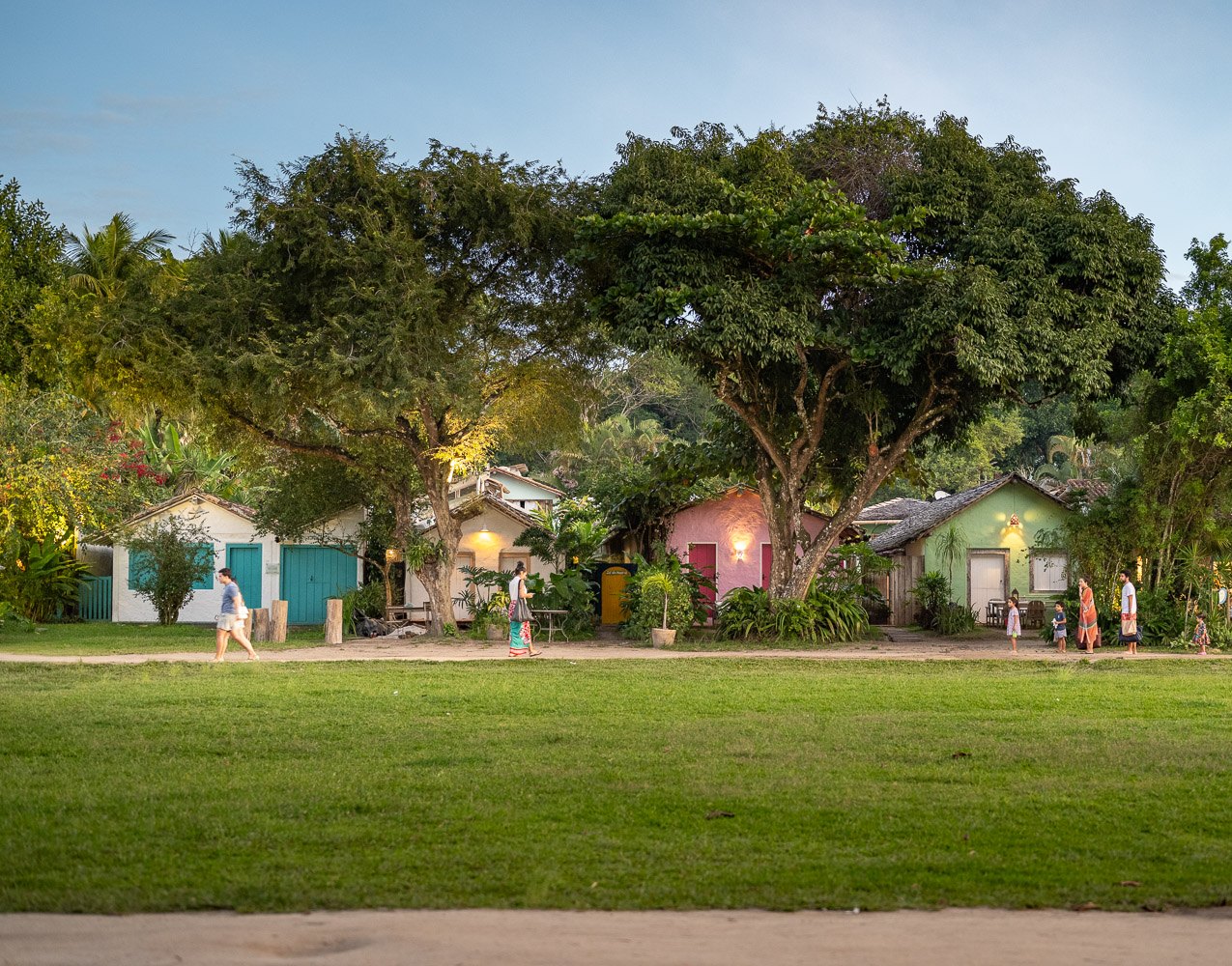 O gramado do Quadrado de Trancoso, Bahia